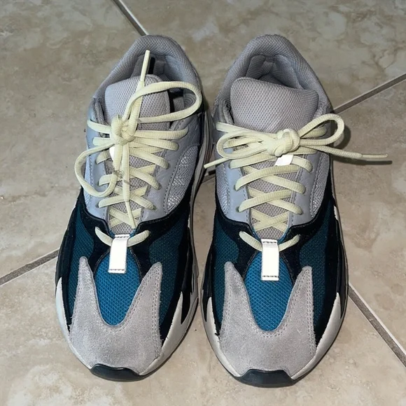 Yeezy Boost 700 Wave Runner